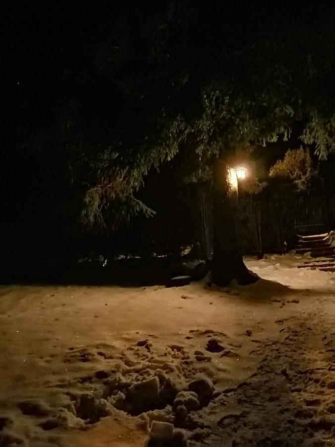 Chałpa na skarpie Villa Meszna Exteriör bild