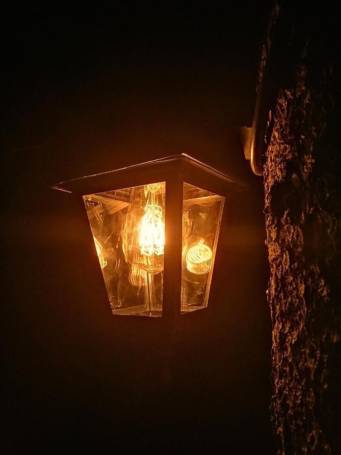 Chałpa na skarpie Villa Meszna Exteriör bild