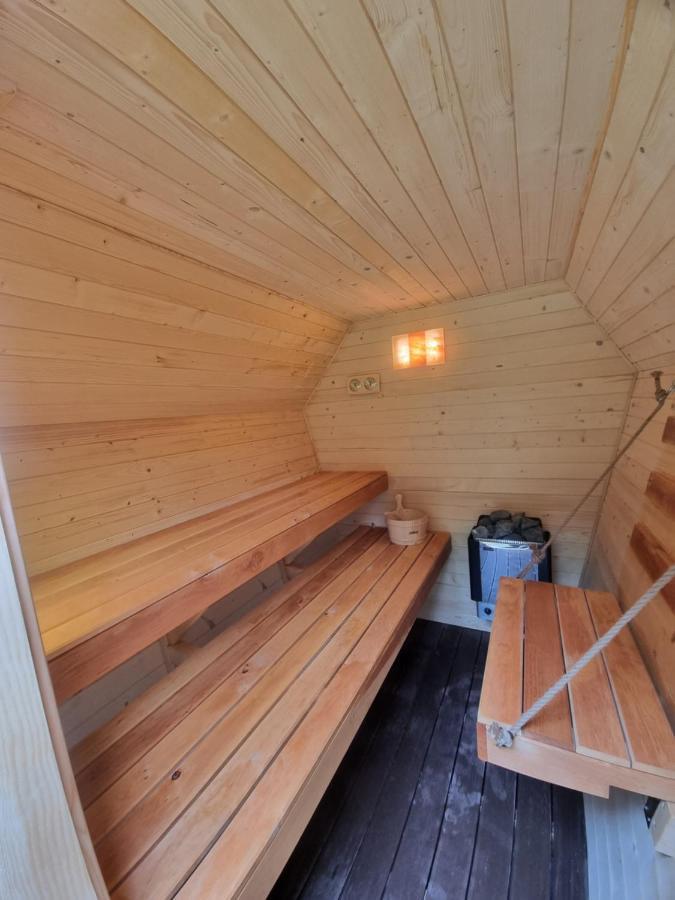 Chałpa na skarpie Villa Meszna Exteriör bild